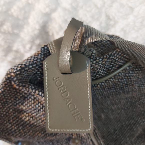 Jordache travel bag - Picture 4 of 9